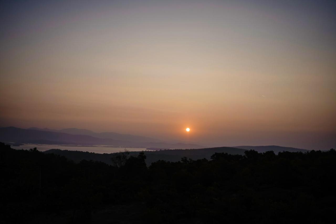 Viraz Valley جوكارنا المظهر الخارجي الصورة